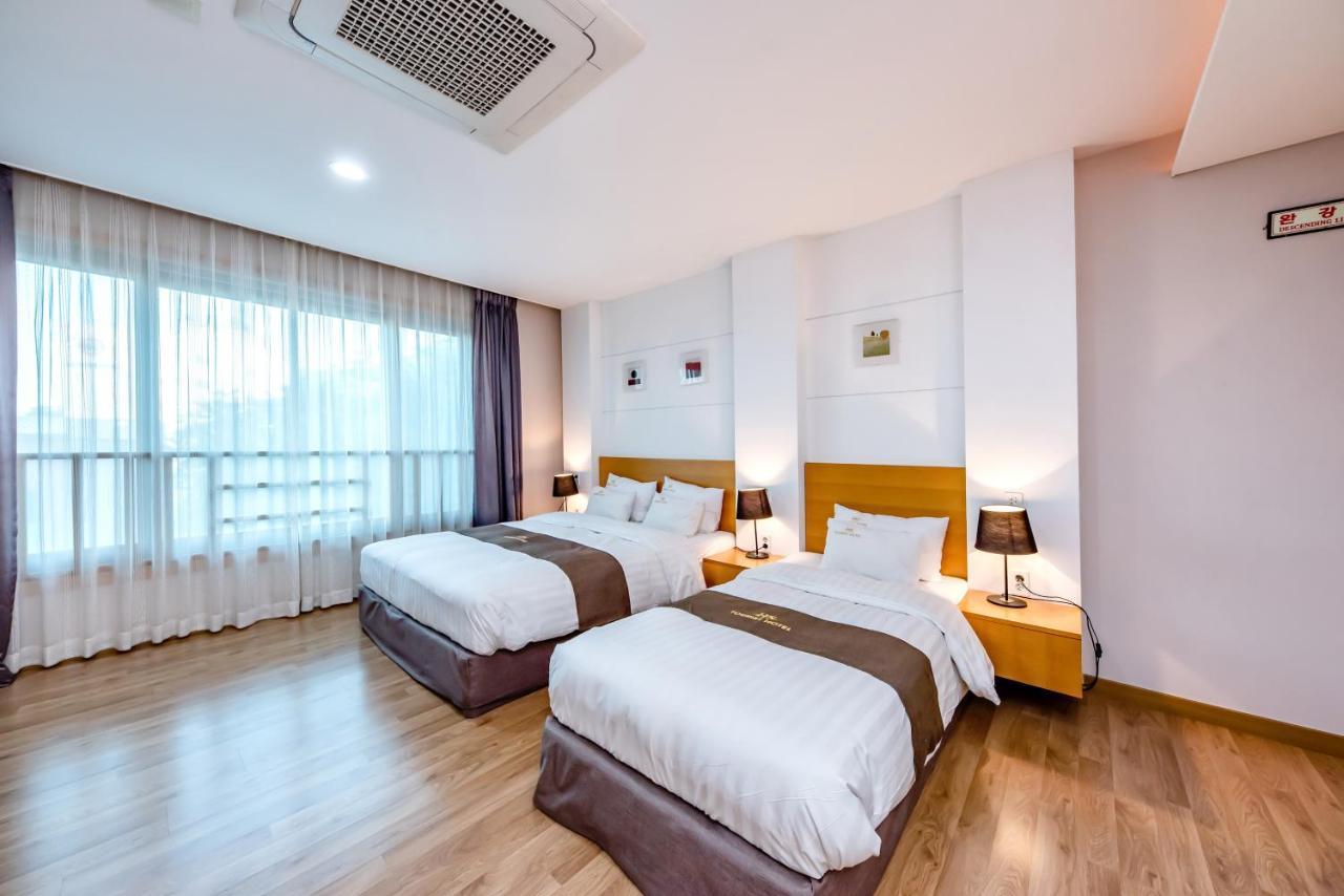 Hs Tourist Hotel Yeosu Exterior foto