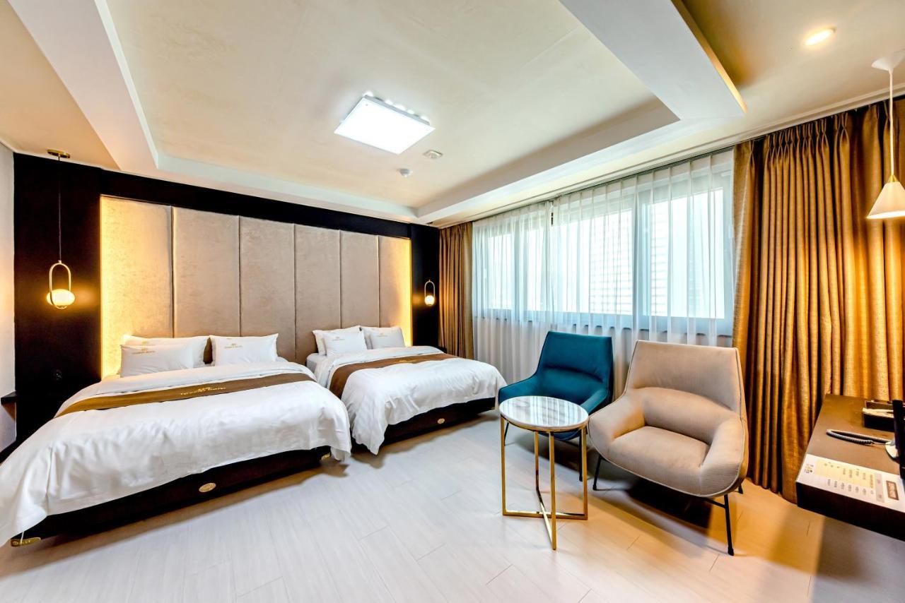 Hs Tourist Hotel Yeosu Exterior foto